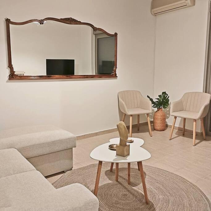 Ferienwohnung New Modern Flat Pyrgos Centre Olympia Exterior foto